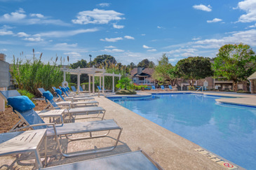 Arbors at Brookfield - Pool